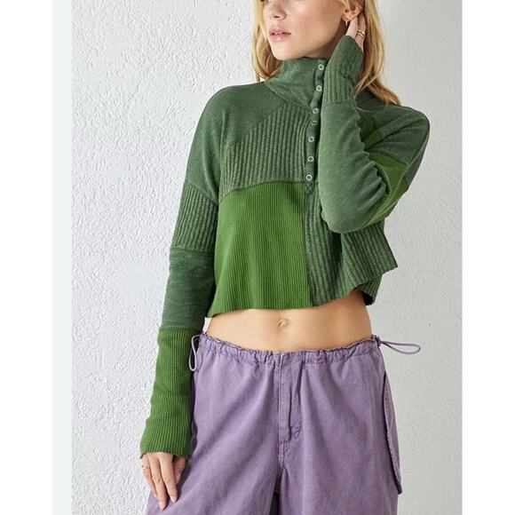 BDG Tops - Urban Outfitters Crop Long Sleeve Henley Waffle Knit Top XS Green Patchwork Snap